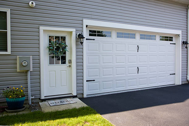 24/7 Emergency Garage Door Panel Replacement experts in Montgomery, WV